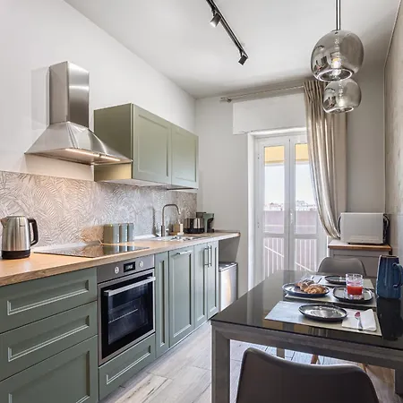 Spqr Luxury With Large Balcony !!! *