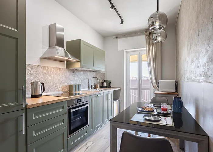 Spqr Luxury With Large Balcony !!! *