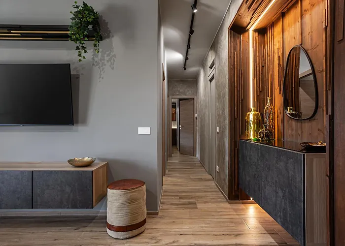 Spqr Luxury With Large Balcony !!!