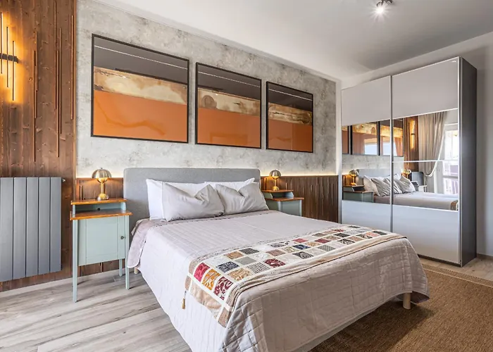 Holiday home Spqr Luxury With Large Balcony !!! *