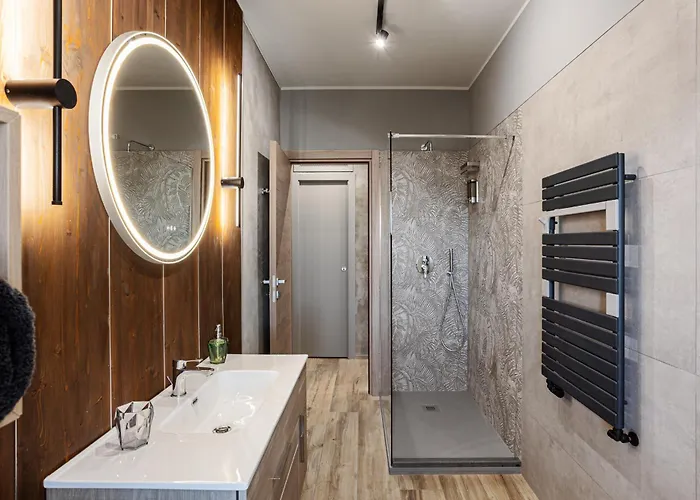 Spqr Luxury With Large Balcony !!! *