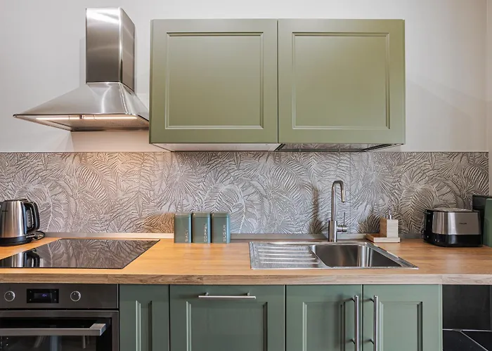 Spqr Luxury With Large Balcony !!! Holiday home